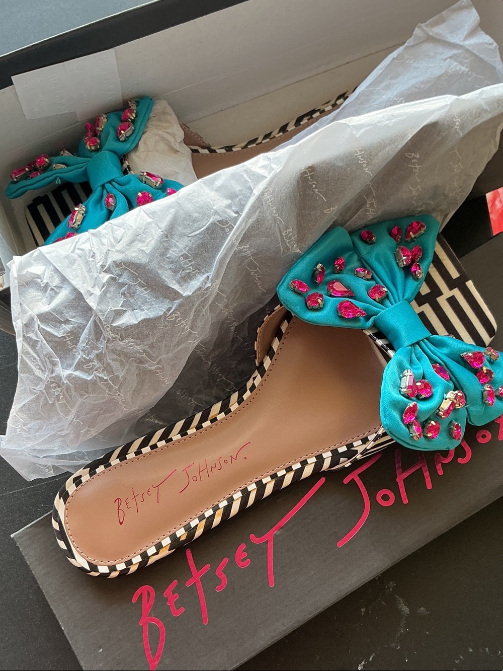 Betsey Johnson Turquoise Bow Jeweled Slide Sandals